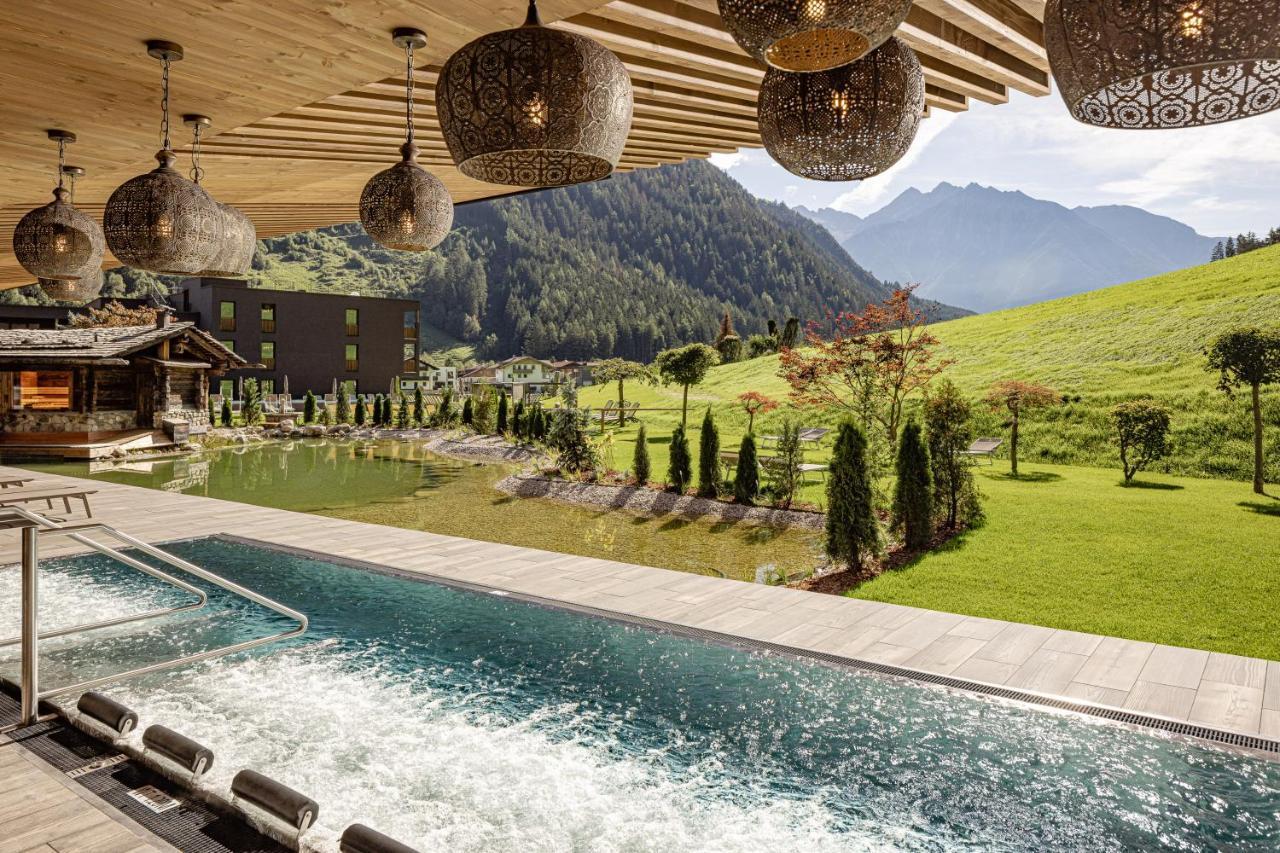 Alpine Luxury Spa Resort Schwarzenstein Lutago Exteriér fotografie