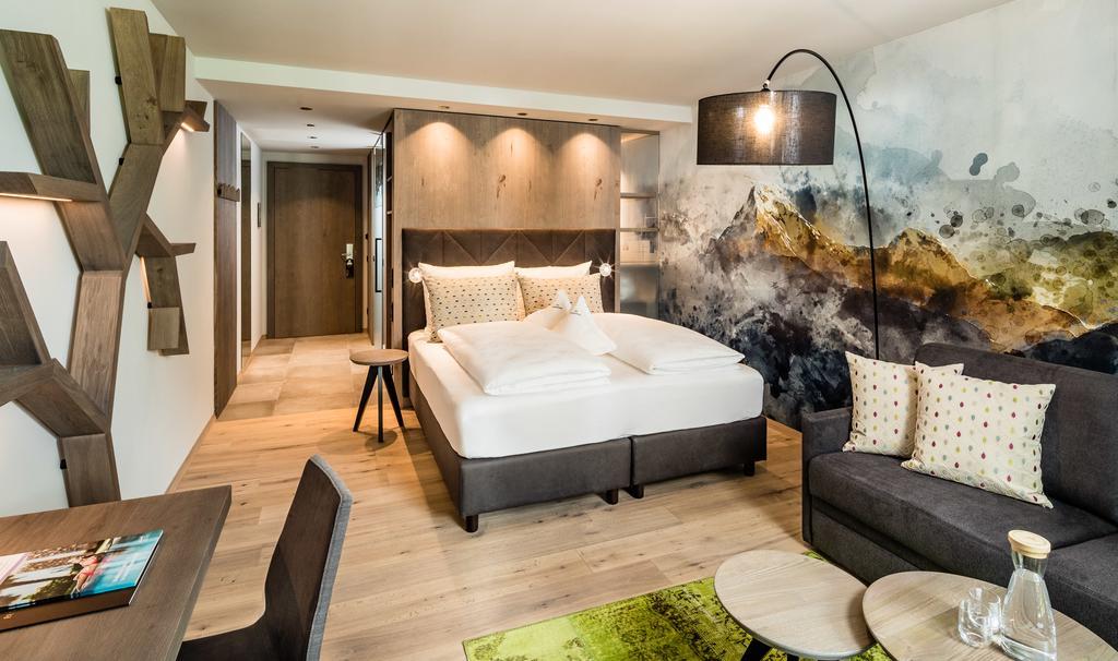 Alpine Luxury Spa Resort Schwarzenstein Lutago Exteriér fotografie